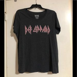 DEF LEPPARD T
